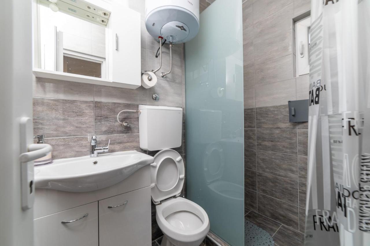 Java Apartments دوبروتا المظهر الخارجي الصورة